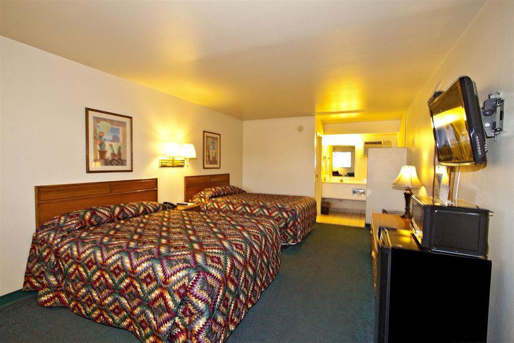 Americas Best Value Inn Needles Exterior foto